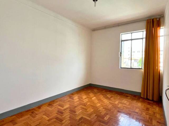 Apartamento para Venda em Barbacena - 5