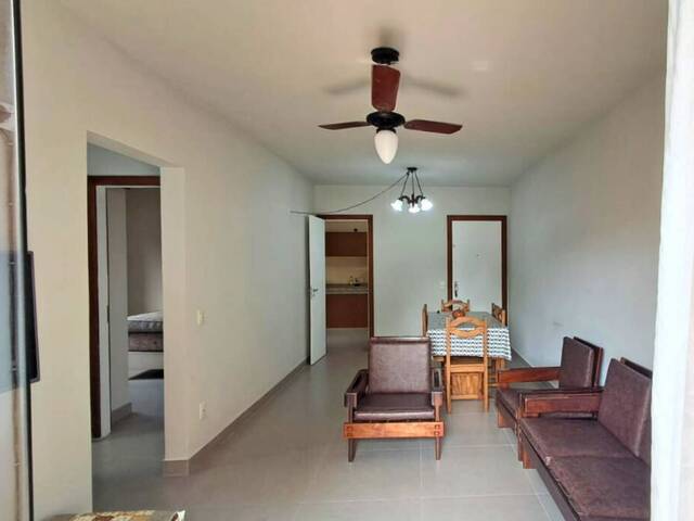 #32 - Apartamento para Venda em Cabo Frio - RJ