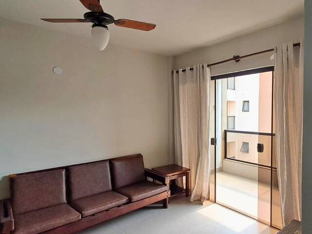 #32 - Apartamento para Venda em Cabo Frio - RJ