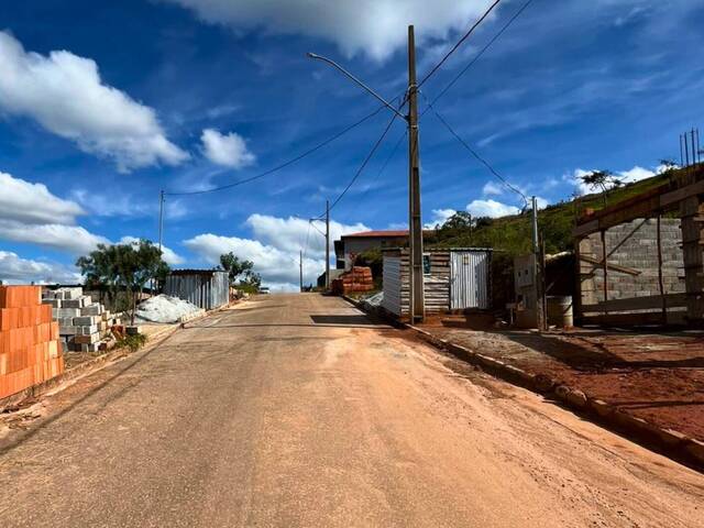 Área para Venda em Carandaí - 4