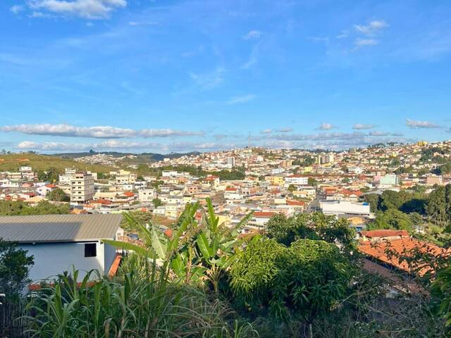 #41 - Área para Venda em Carandaí - MG