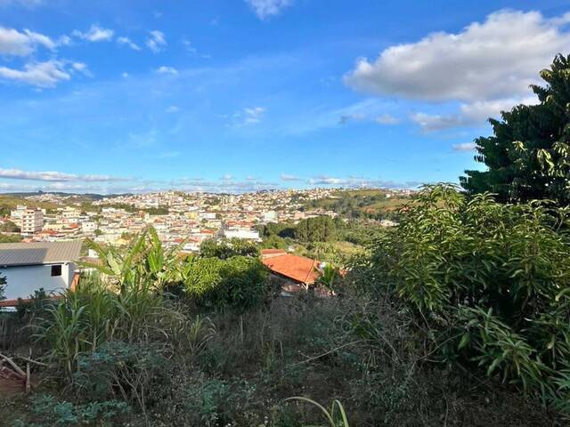 #41 - Área para Venda em Carandaí - MG