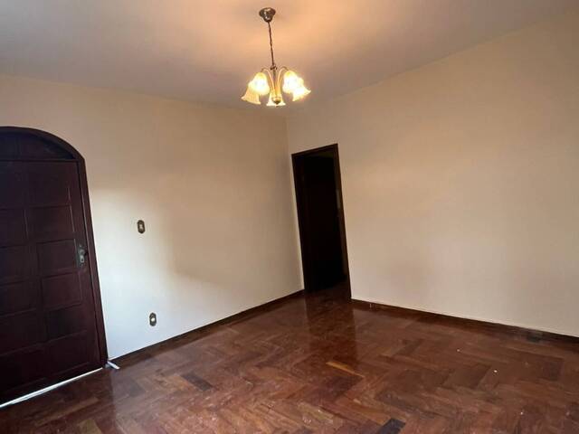#43 - Casa para Venda em Carandaí - MG