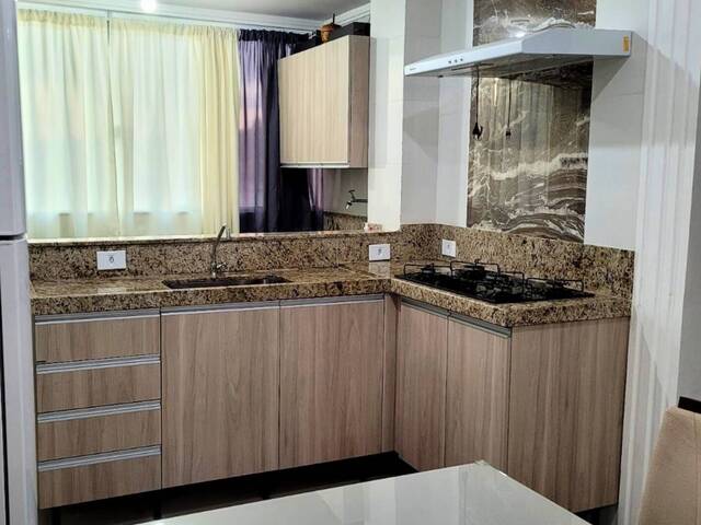 #45 - Apartamento para Venda em Carandaí - MG