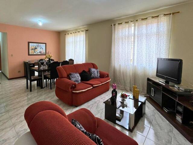 #78 - Apartamento para Venda em Carandaí - MG