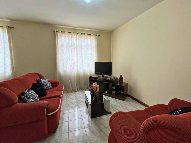 #78 - Apartamento para Venda em Carandaí - MG