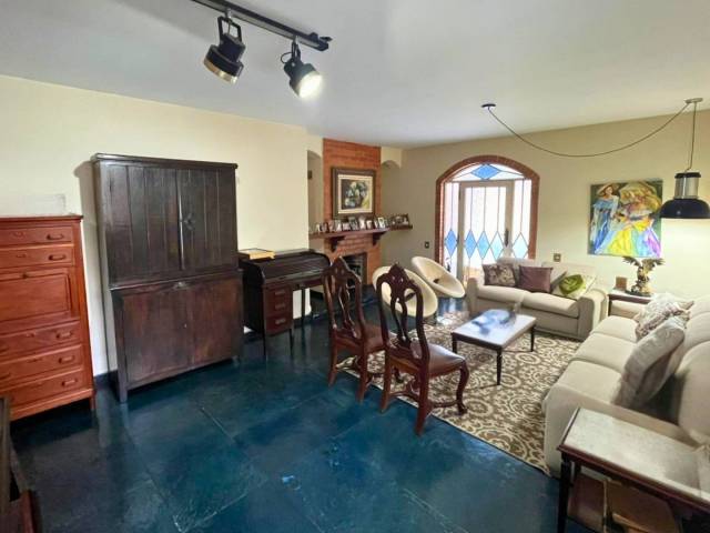 #95 - Casa para Venda em Carandaí - MG - 3