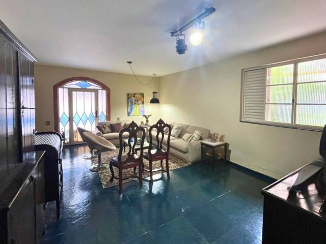 #95 - Casa para Venda em Carandaí - MG - 2