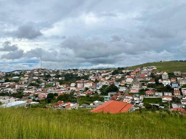 #114 - Terreno para Venda em Carandaí - MG - 3