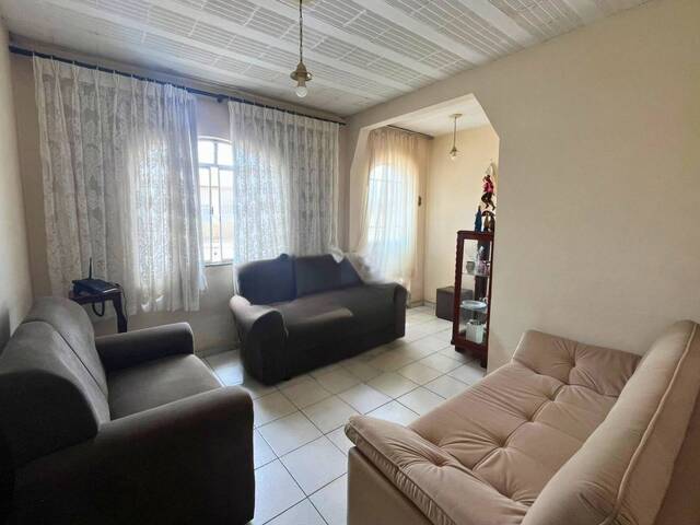 #116 - Casa para Venda em Barbacena - MG - 2