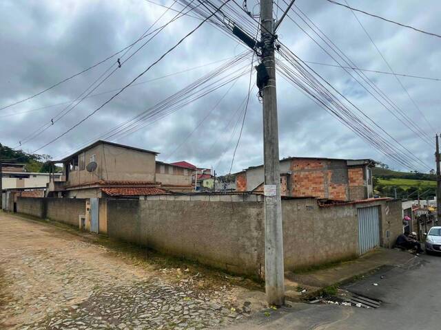 #120 - Casa para Venda em Carandaí - MG - 3