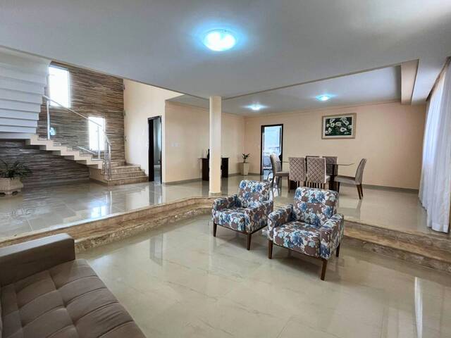 #124 - Casa para Venda em Carandaí - MG - 2