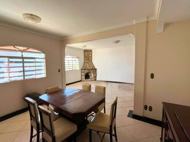 Casa para Venda em Carandaí - 4