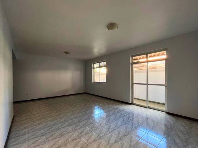 Apartamento para Venda em Carandaí - 3