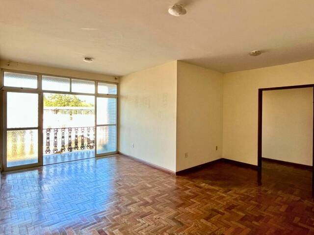 #70 - Apartamento para Venda em Carandaí - MG - 2